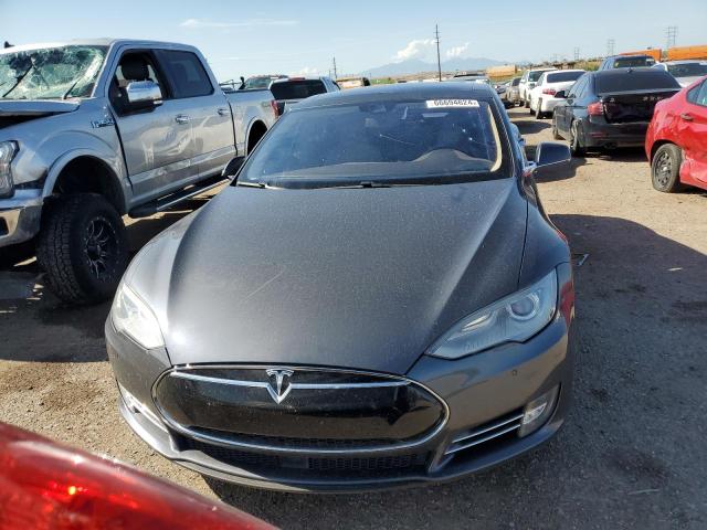 Photo 5 from auction – 2015 TESLA MODEL S 85 with VIN 5YJSA1H16FF086675