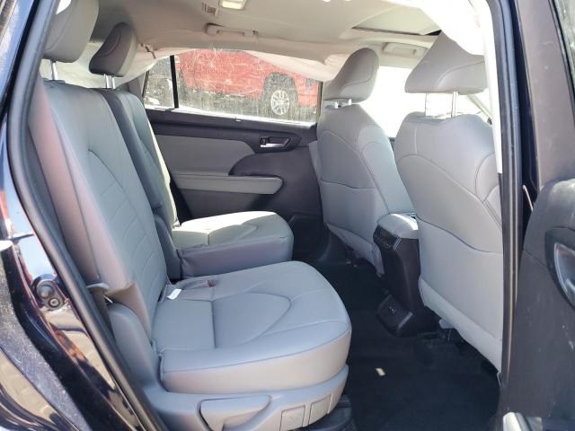 Photo 11 from auction – 2023 TOYOTA HIGHLANDER with VIN 5TDKBRCH6PS133619