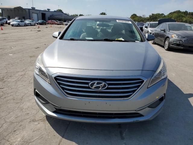 Photo 5 from auction – 2017 HYUNDAI SONATA SE with VIN 5NPE24AF9HH567848