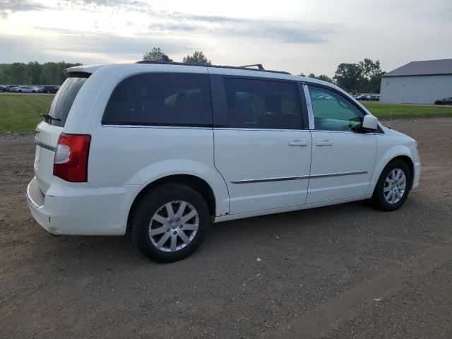 Photo 3 from auction – 2013 CHRYSLER TOWN & COU with VIN 2C4RC1BGXDR780535