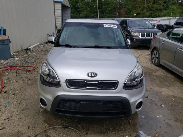 Photo 5 from auction – 2013 KIA SOUL with VIN KNDJT2A56D7575735
