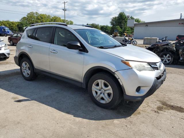 Photo 4 from auction – 2015 TOYOTA RAV4 LE with VIN JTMBFREV6FD140877