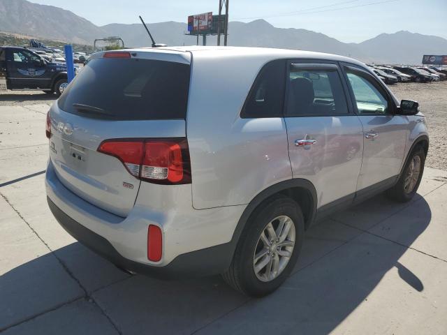 Photo 3 from auction – 2015 KIA SORENTO LX with VIN 5XYKT3A61FG593908
