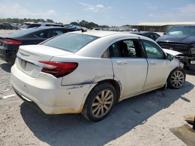 Photo 3 from auction – 2014 CHRYSLER 200 TOURIN with VIN 1C3CCBBG1EN144777