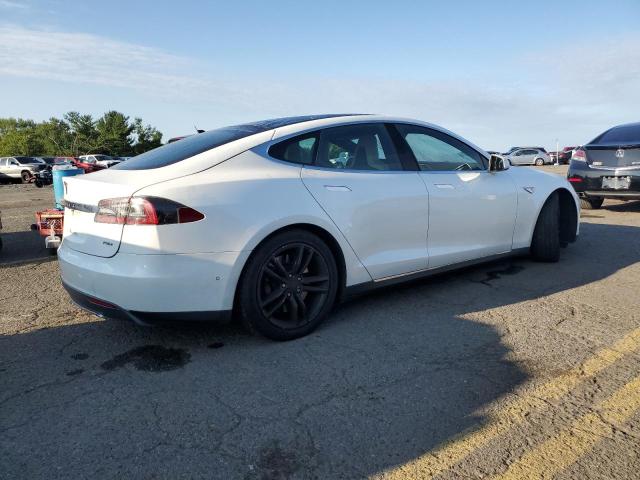 Photo 3 from auction – 2015 TESLA MODEL S 70 with VIN 5YJSA1S25FF095837