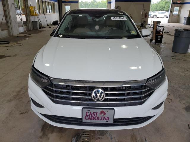 Photo 5 from auction – 2019 VOLKSWAGEN JETTA SEL with VIN 3VWEB7BU2KM158037