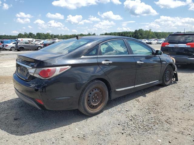 Photo 3 from auction – 2012 HYUNDAI SONATA HYB with VIN KMHEC4A47CA032704