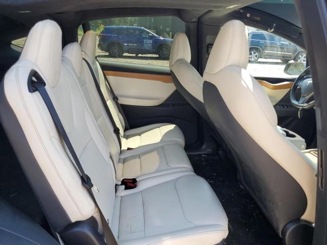 Photo 11 from auction – 2020 TESLA MODEL X with VIN 5YJXCDE27LF248761