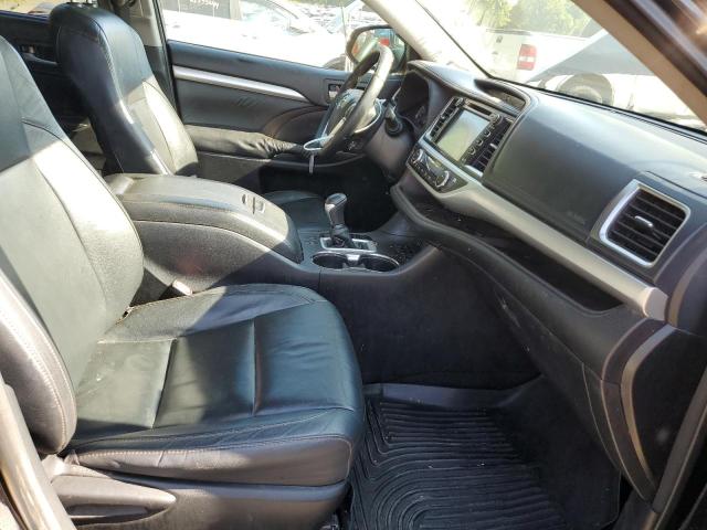 صورة رقم 7 من المزاد - 2015 TOYOTA HIGHLANDER مع VIN 5TDJKRFH9FS117162