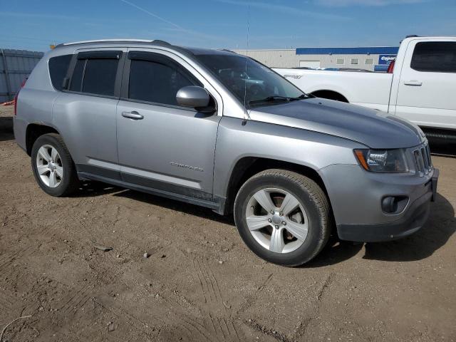 Снимка 4 от търг – 2017 JEEP COMPASS LA с VIN 1C4NJDEB5HD162327