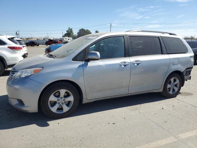 Photo 1 from auction – 2017 TOYOTA SIENNA LE with VIN 5TDKZ3DC8HS833574