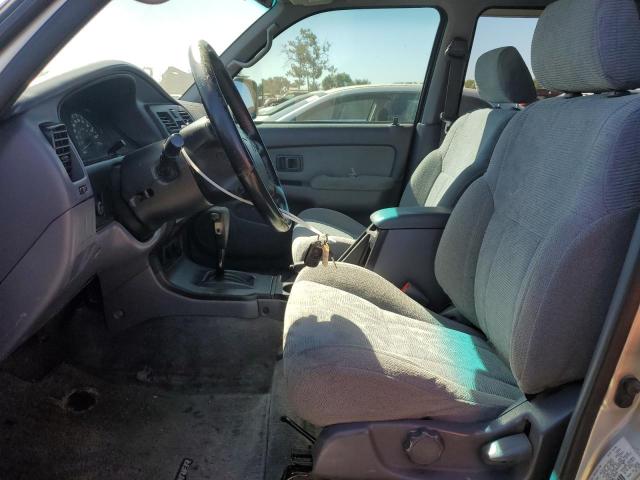 Photo 7 from auction – 2000 TOYOTA 4RUNNER SR with VIN JT3GN86R7Y0155777