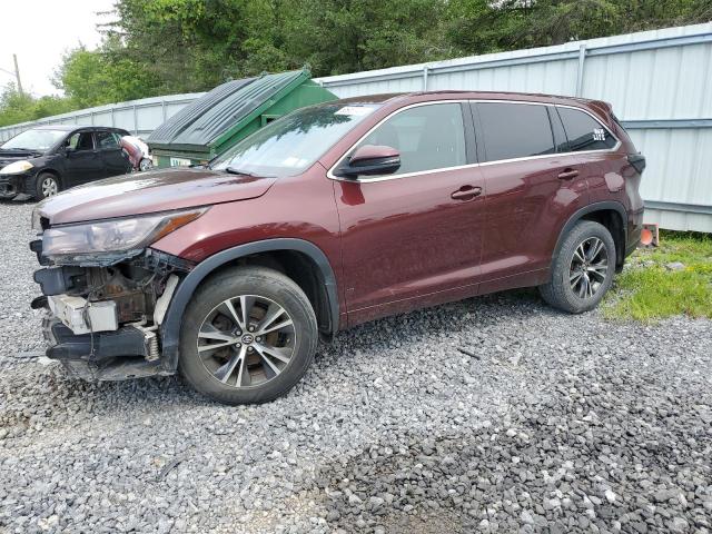 TOYOTA HIGHLANDER 2018 with VIN 5TDBZRFH6JS885903 - Photo from auction