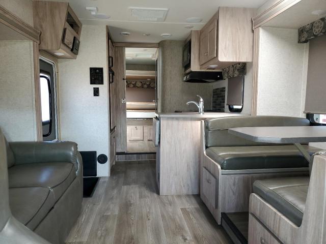 Photo 6 from auction – 2017 FORD ECONOLINE with VIN 1FDXE4FS0HDC06001