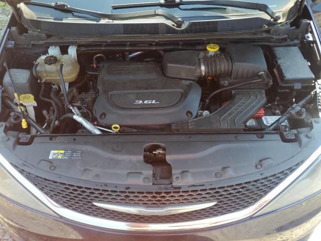 Photo 12 from auction – 2017 CHRYSLER PACIFICA T with VIN 2C4RC1DG2HR833358