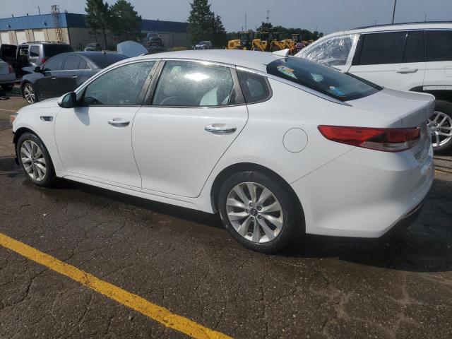 Photo 2 from auction – 2018 KIA OPTIMA LX with VIN 5XXGT4L30JG253371