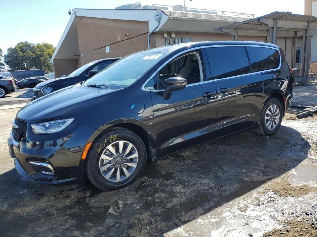 CHRYSLER PACIFICA H 2023 with VIN 2C4RC1L75PR592282 - Photo from auction