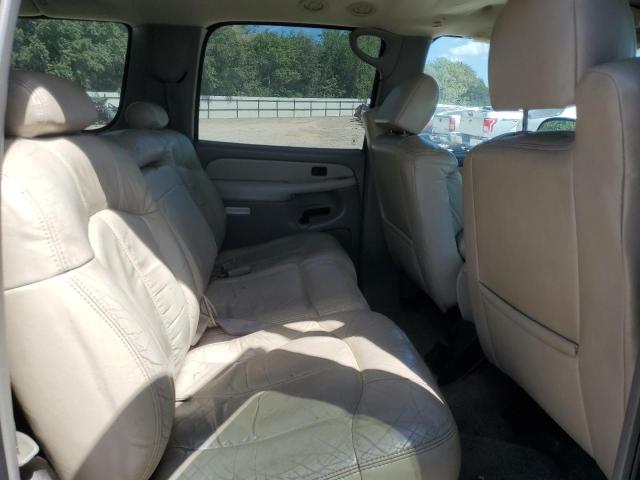 Photo 11 from auction – 2002 CHEVROLET SUBURBAN with VIN 3GNEC16Z02G306033