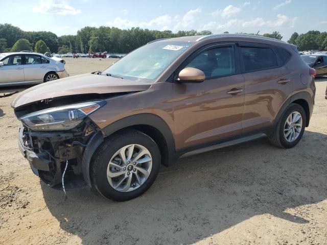 HYUNDAI TUCSON LIM 2016 with VIN KM8J33A44GU206452 - Photo from auction