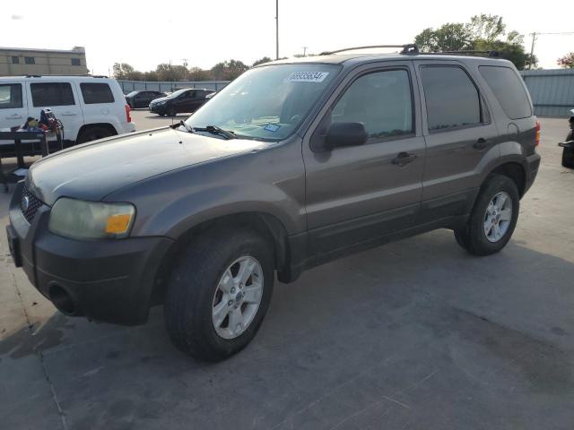 Photo 1 from auction – 2005 FORD ESCAPE XLT with VIN 1FMCU93135KD85135