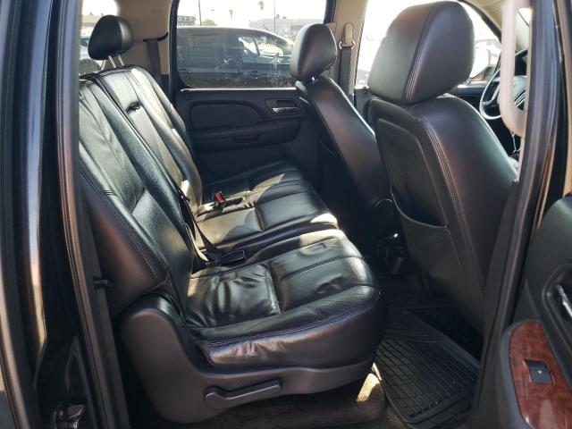 Photo 11 from auction – 2008 CHEVROLET SUBURBAN with VIN 1GNFC16008R273338