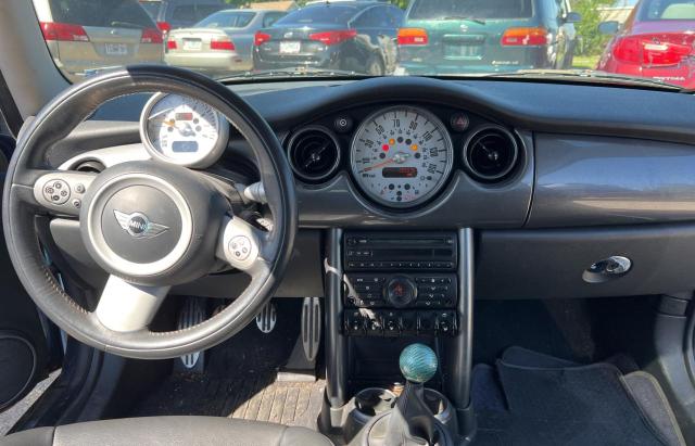 Photo 9 from auction – 2006 MINI COOPER S with VIN WMWRE335X6TN25590