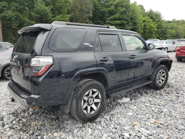Photo 3 from auction – 2020 TOYOTA 4RUNNER SR with VIN JTEBU5JR4L5782815