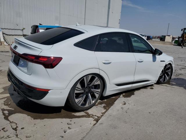 Photo 3 from auction – 2024 AUDI Q8 E-TRON with VIN WA1DAAGE1RB017715