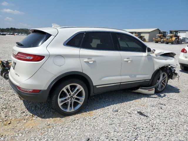 Foto 3 de la subasta – 2017 LINCOLN MKC RESERV con VIN 5LMCJ3D97HUL35449