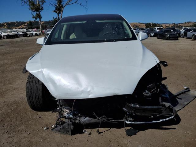 Photo 5 from auction – 2018 TESLA MODEL X with VIN 5YJXCAE27JF141043
