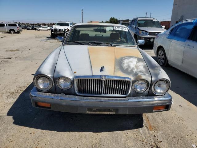 Photo 5 from auction – 1987 JAGUAR XJ6 with VIN SAJAV1347HC476364