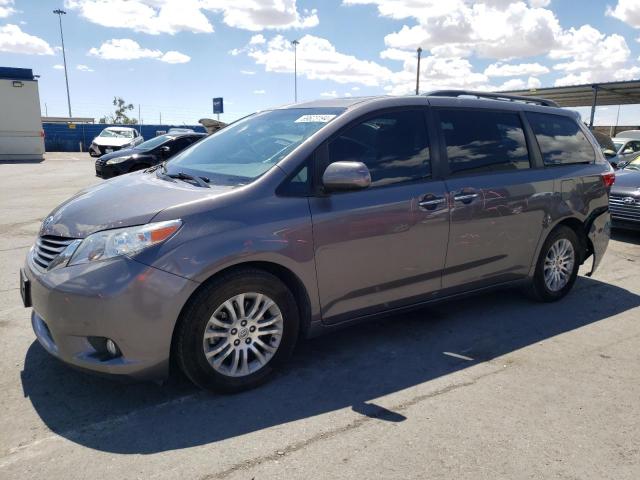 TOYOTA SIENNA XLE 2017 with VIN 5TDYZ3DC0HS784087 - Photo from auction