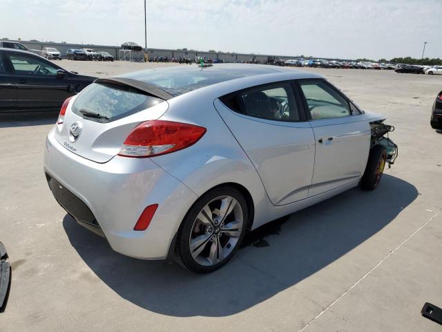 Photo 3 from auction – 2017 HYUNDAI VELOSTER with VIN KMHTC6AD9HU324248