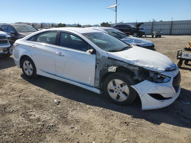 Photo 4 from auction – 2012 HYUNDAI SONATA HYB with VIN KMHEC4A44CA028142