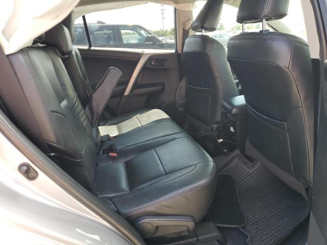 Photo 11 from auction – 2018 TOYOTA RAV4 LE with VIN 2T3BFREV8JW752512