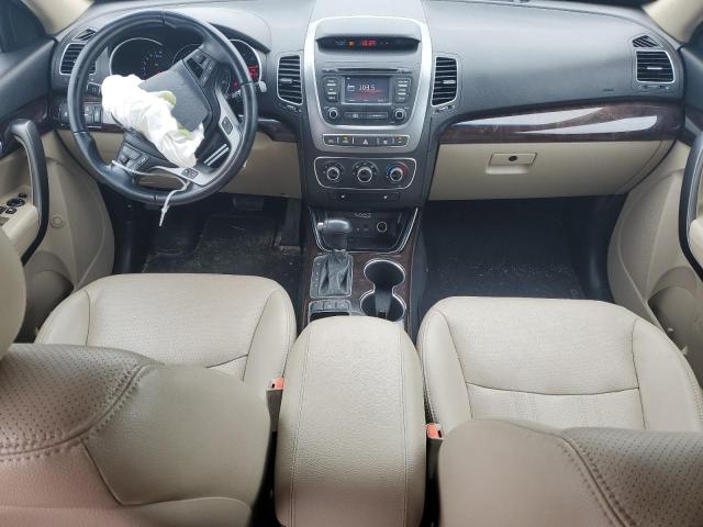 Photo 8 from auction – 2015 KIA SORENTO LX with VIN 5XYKTCA60FG656612