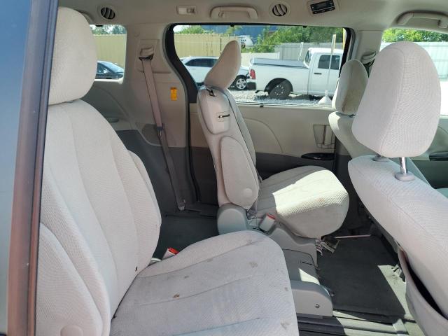 Photo 11 from auction – 2014 TOYOTA SIENNA LE with VIN 5TDKK3DC3ES448505