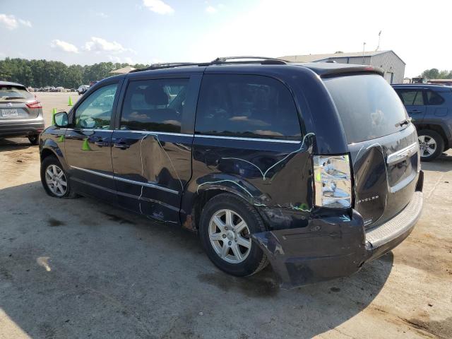 Photo 2 from auction – 2010 CHRYSLER TOWN & COU with VIN 2A4RR5D18AR393647