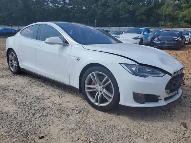 Photo 4 from auction – 2015 TESLA MODEL S 70 with VIN 5YJSA1S2XFF089287