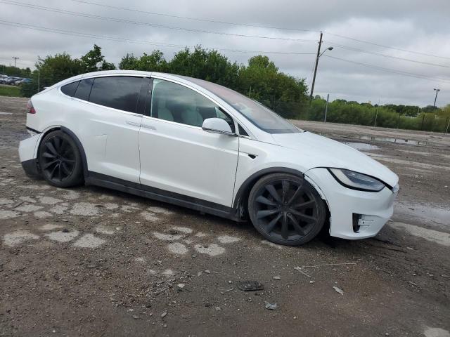 Photo 4 from auction – 2017 TESLA MODEL X with VIN 5YJXCBE20HF050017