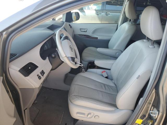 Photo 7 from auction – 2012 TOYOTA SIENNA XLE with VIN 5TDYK3DC4CS210461