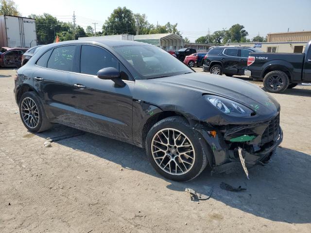 Photo 4 from auction – 2017 PORSCHE MACAN with VIN WP1AA2A51HLB81304