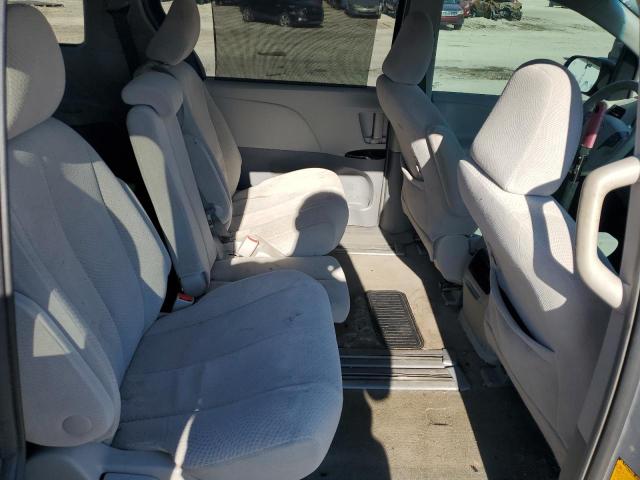 Photo 10 from auction – 2012 TOYOTA SIENNA LE with VIN 5TDKK3DC2CS226678