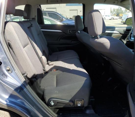 Photo 11 from auction – 2017 TOYOTA HIGHLANDER with VIN 5TDZARFH2HS030387