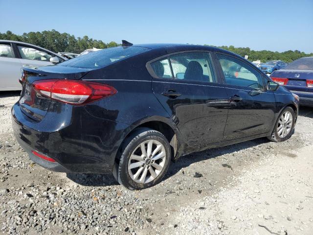 Photo 3 from auction – 2017 KIA FORTE LX with VIN 3KPFL4A77HE132194