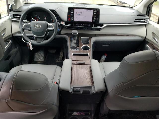 Photo 8 from auction – 2021 TOYOTA SIENNA XLE with VIN 5TDYRKEC8MS072185