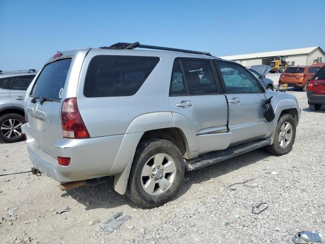 Photo 3 from auction – 2004 TOYOTA 4RUNNER SR with VIN JTEZU14R240040284
