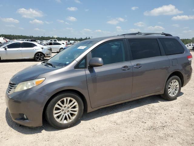 Photo 1 from auction – 2012 TOYOTA SIENNA XLE with VIN 5TDYK3DC5CS193220