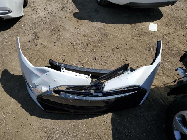 Photo 12 from auction – 2018 TOYOTA COROLLA L with VIN 5YFBURHE0JP760793