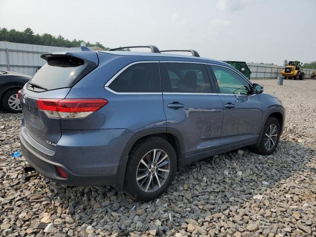 Photo 3 from auction – 2017 TOYOTA HIGHLANDER with VIN 5TDJZRFH7HS358071
